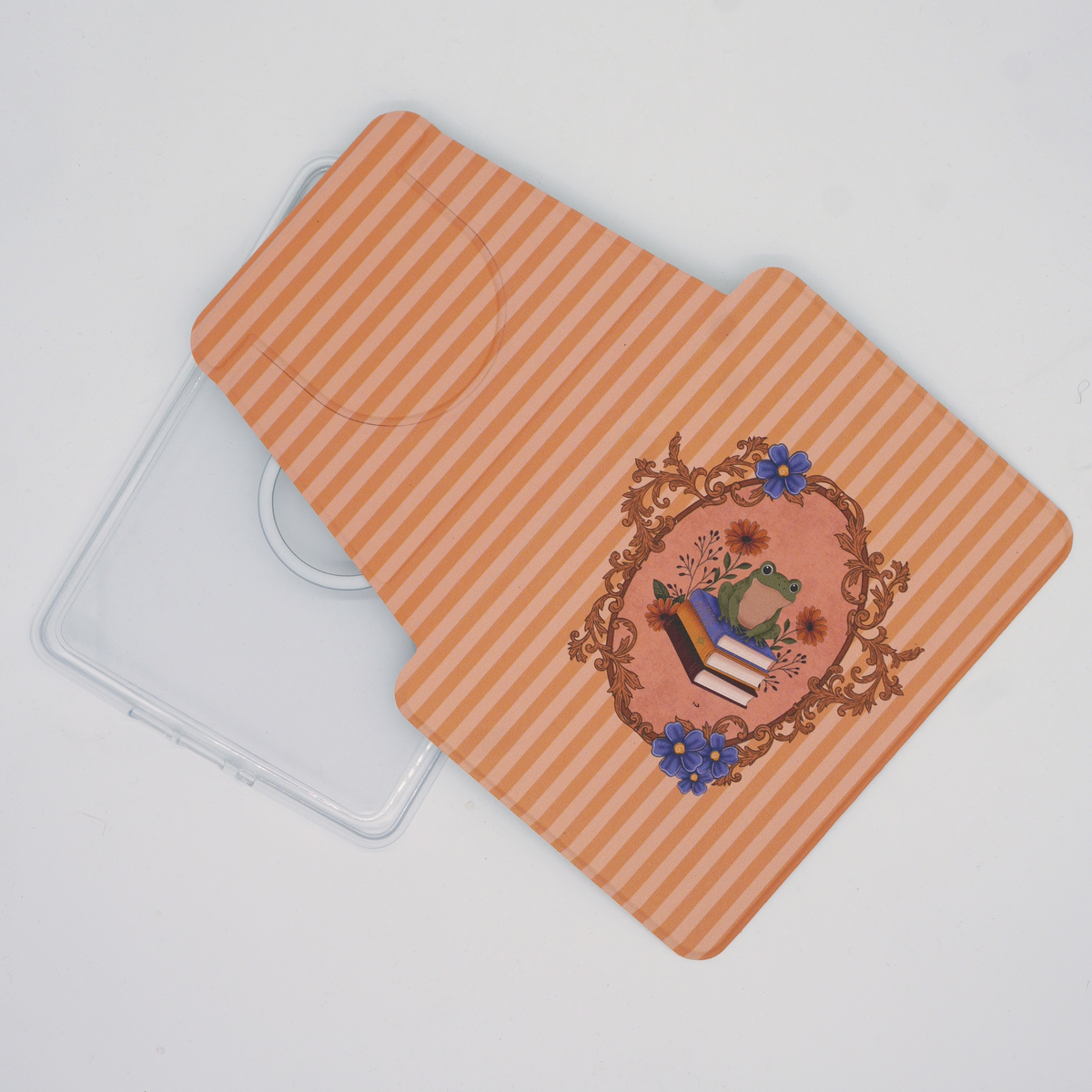 Coque Grenouille de Bibliothèque